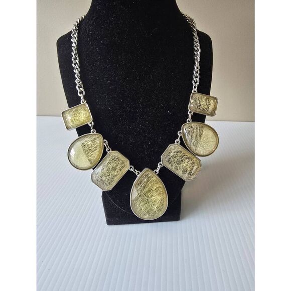 NY Necklace Bib Style Faux Gems - Picture 1 of 4